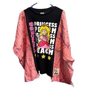 NWOT Vintage KiGi Couture KANTHA Upcycled Poncho Princess PeachT-Shirt (S-3XL)